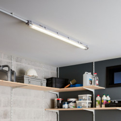 REGLETTE ETANCHE LED T8 18W...